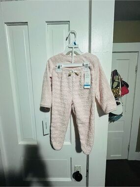 Calvin Klein Pale Pink Quilted Footed Baby Set